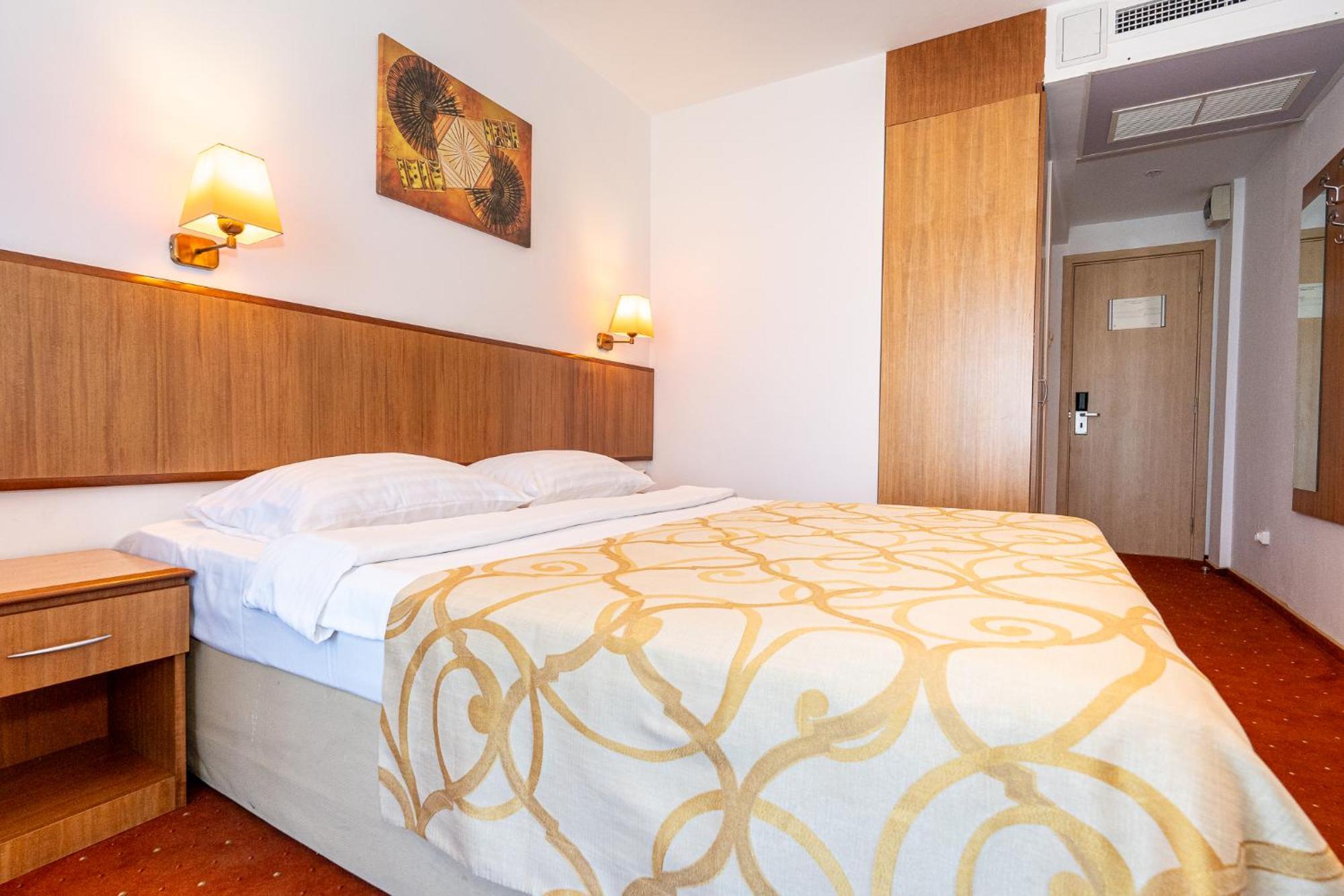 Safir Blue Resort Saturn Phòng bức ảnh