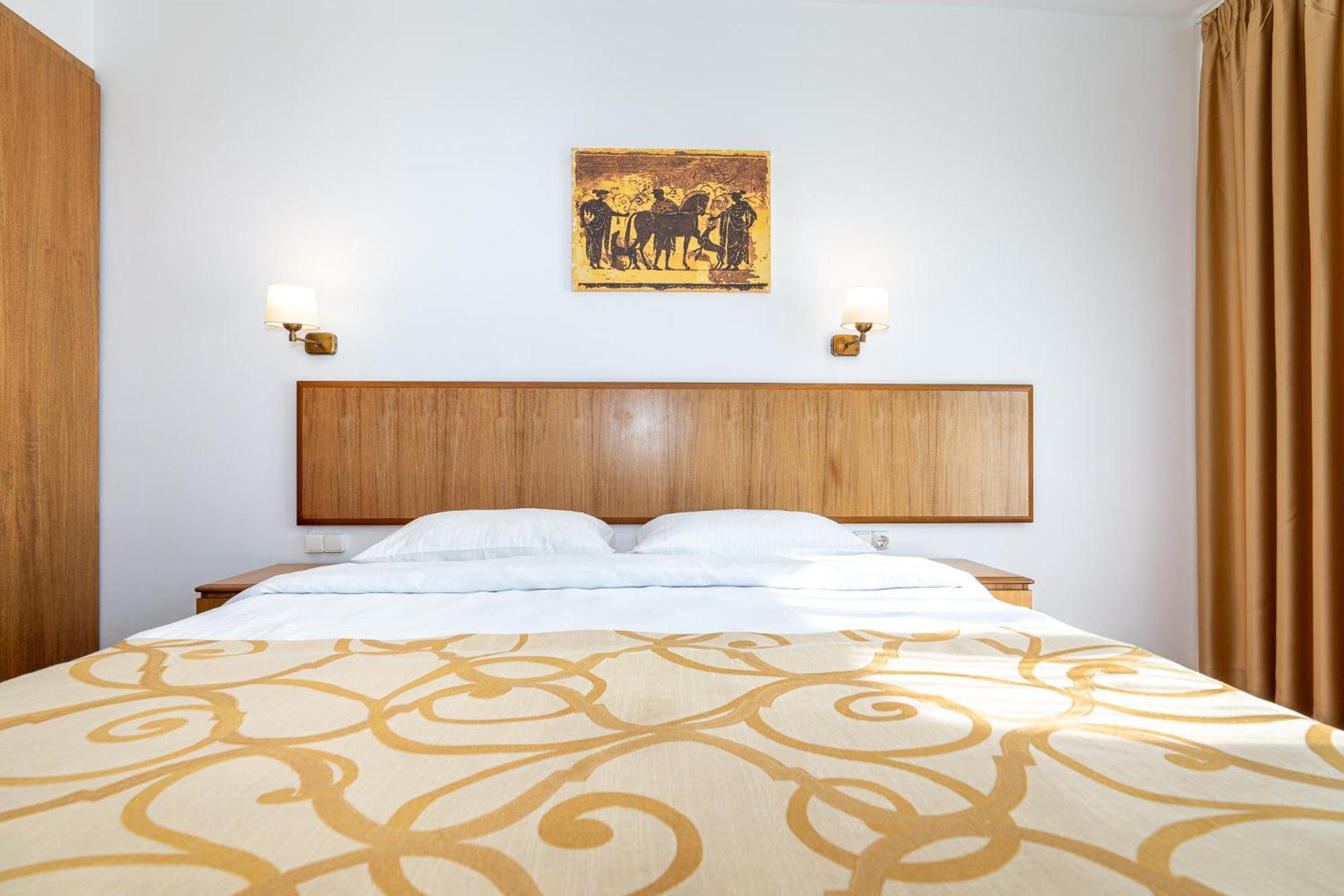 Safir Blue Resort Saturn Phòng bức ảnh
